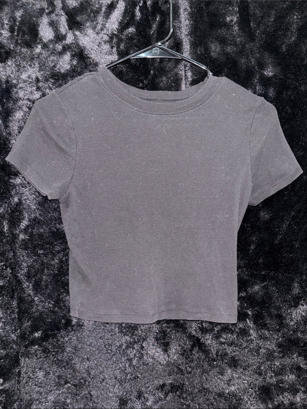Black Women’s Silhouette Crop Top